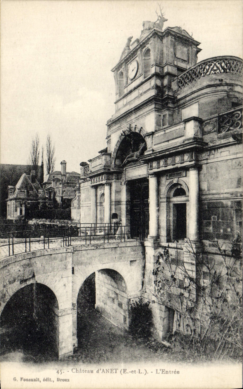 CPA Chateau d'Anet L'entree