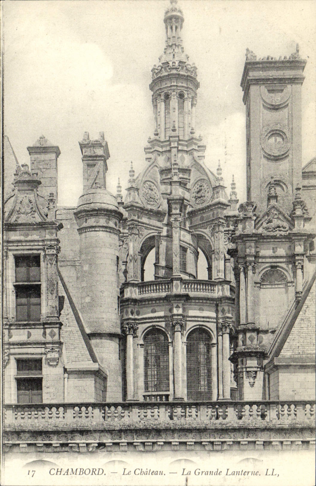 CPA Chambord Le Chateau La Grande Lanterne