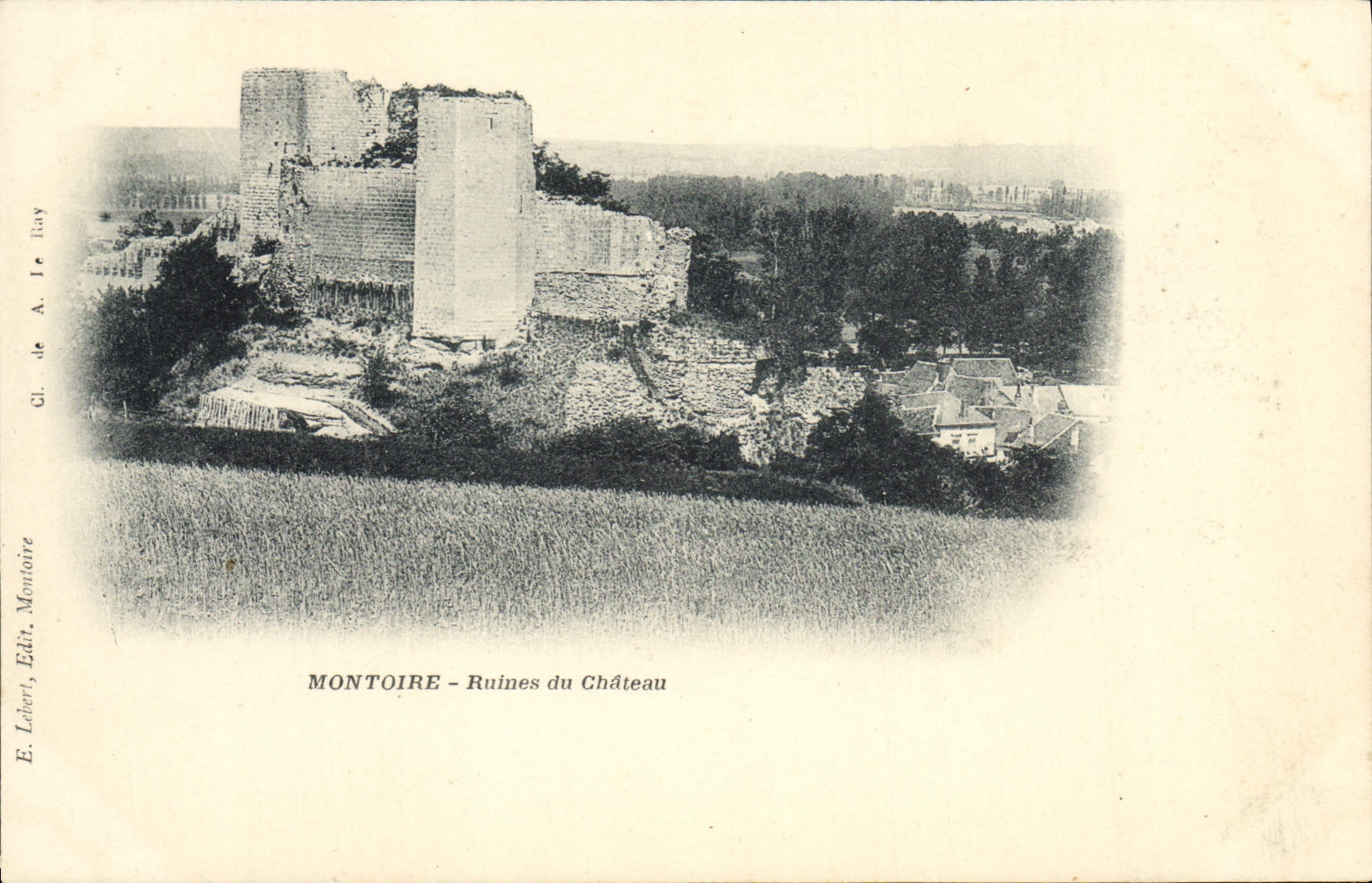 CPA Montoire Ruines Du Chateau