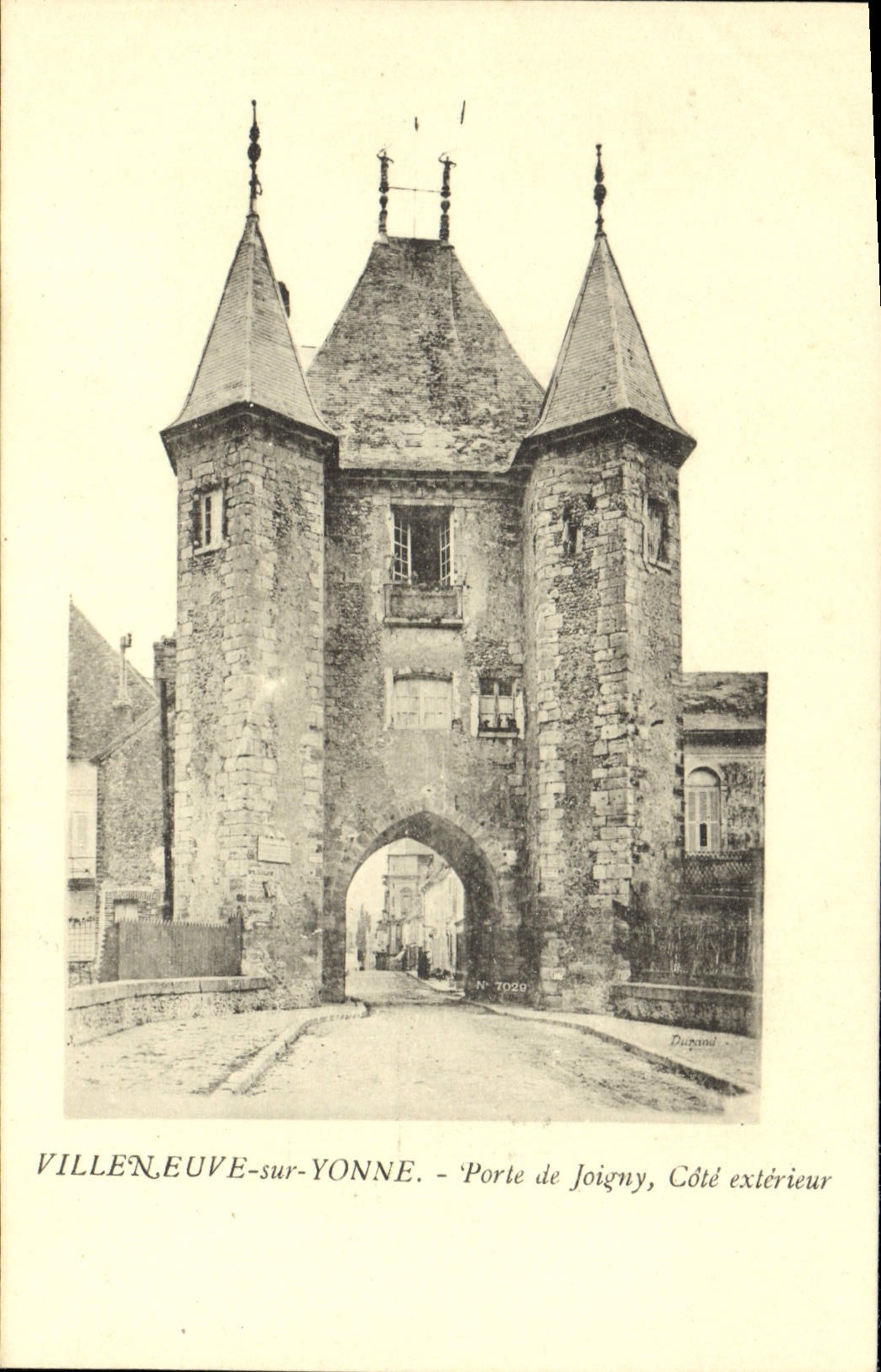 CPA Villeneuve Sur Yonne Porte de Joigny