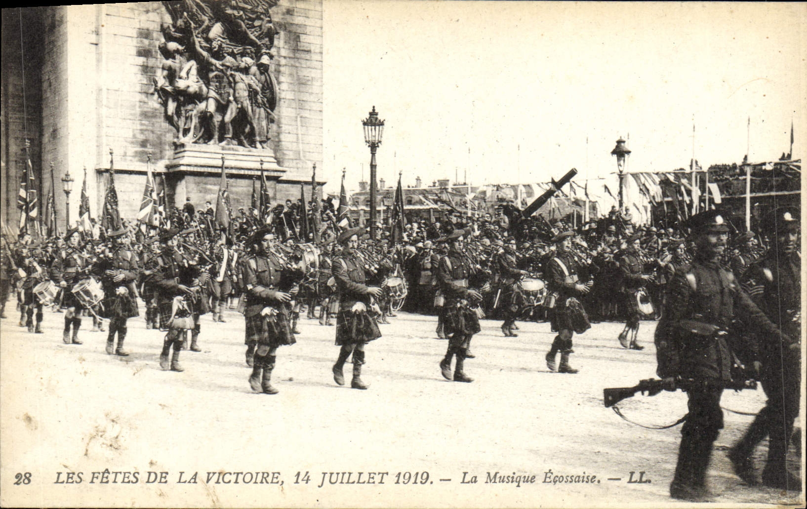 Festivales de la POSTAL de la VENDIMIA Victoire de la música del escocés del 14 de julio de 1919