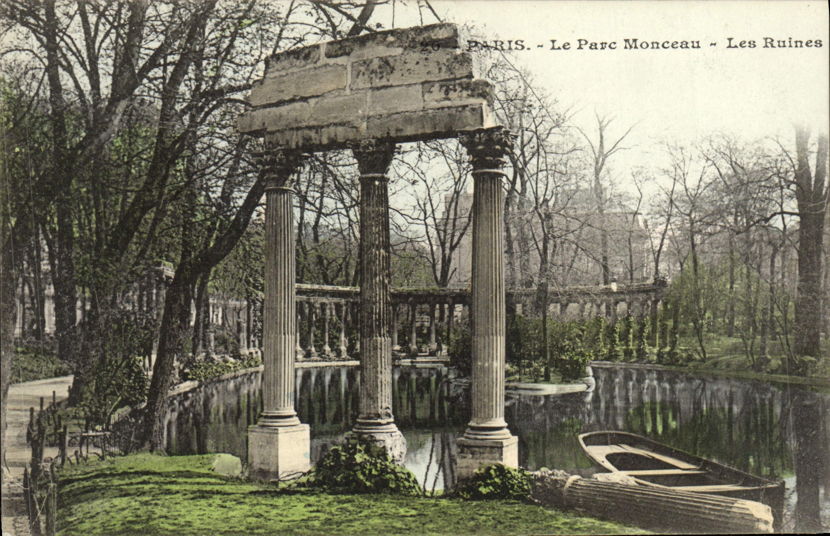 CPA Paris Le Parc Monceau Les Ruines