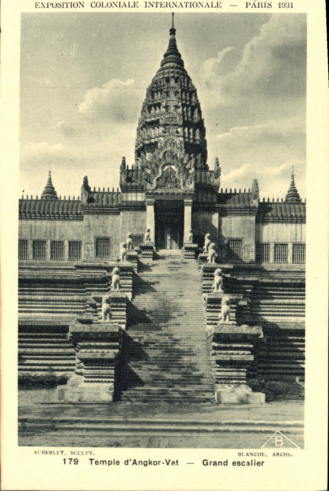 VINTAGE POSTCARD Fair Colonial International Paris 1931 Temple d' Angkor Vat Large staircase