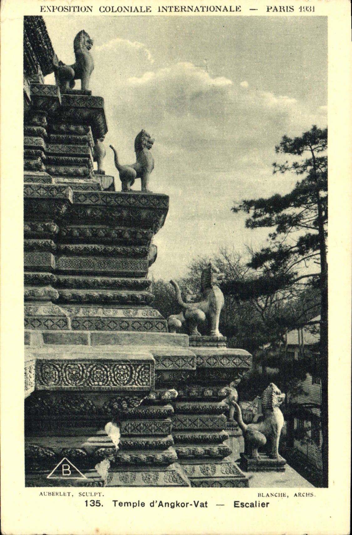 CPA Exposition Coloniale Internationale Paris 1931 Temple d'Angkor Vat Escalier