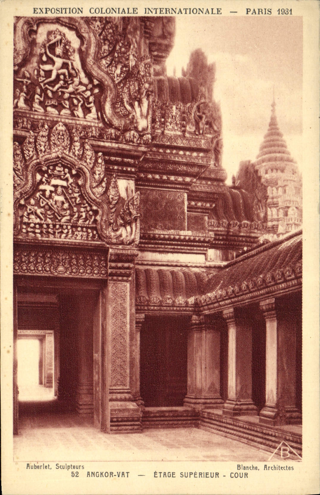 CPA Exposition Coloniale Internationale Paris 1931 Angkor Vat Etage superieur Cour