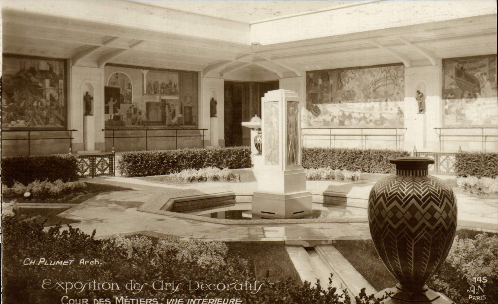 Feria de París de la POSTAL de la VENDIMIA de la corte decorativa de los artes del interior visto comercios