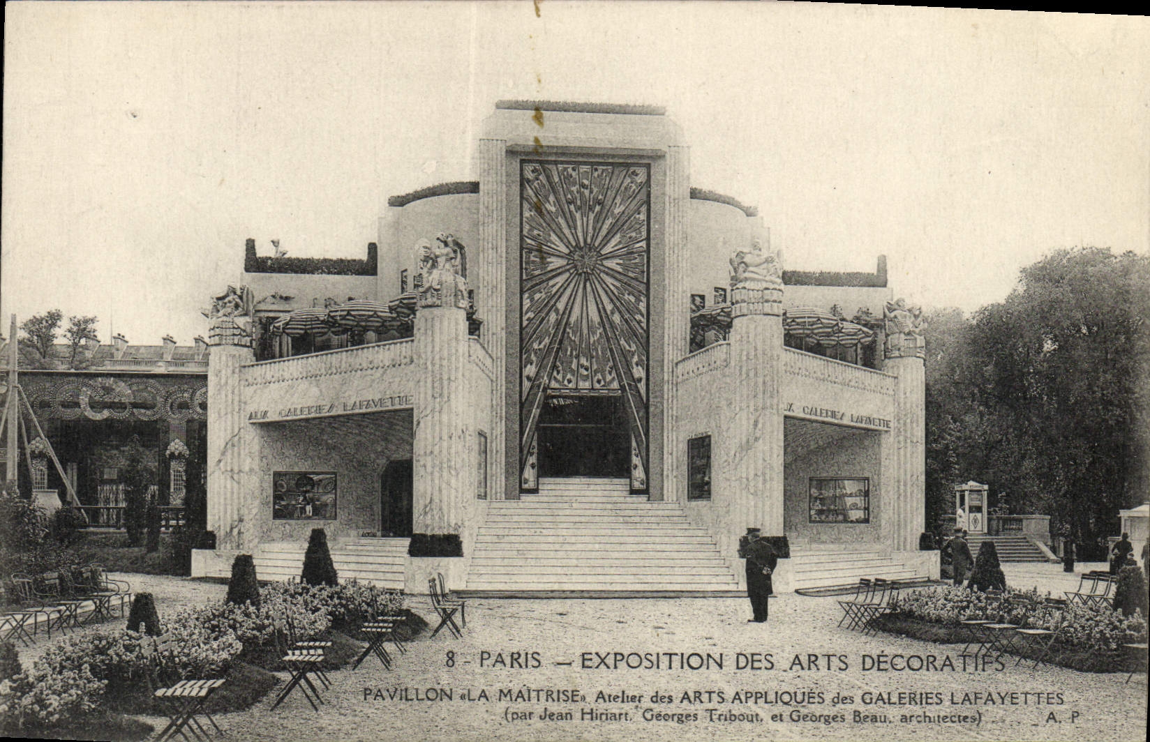 CPA Paris Exposition Des Arts Decoratifs Pavillon La Maitrise Galeries Lafayettes