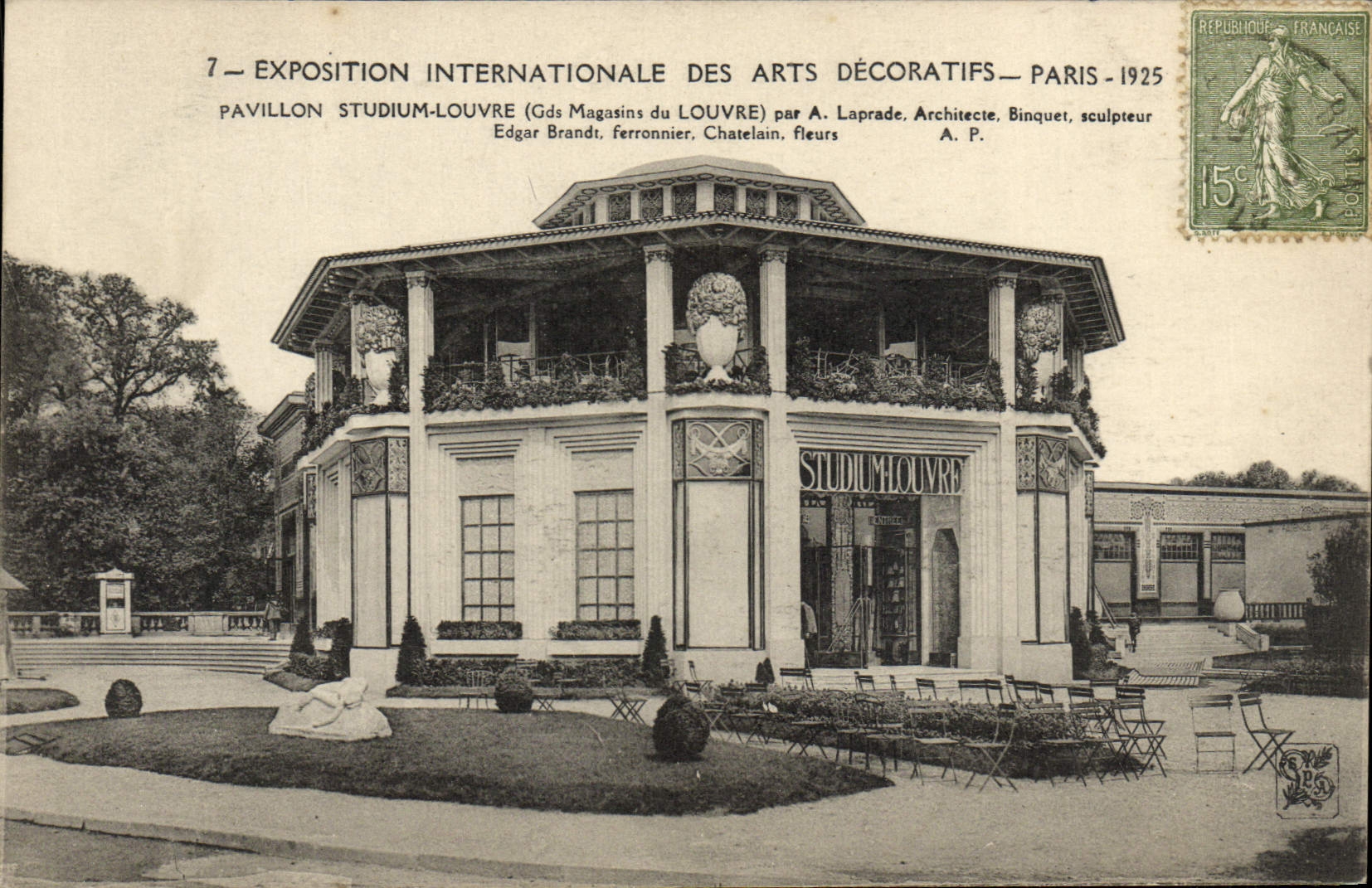 La exposición internacional de París de la POSTAL de la VENDIMIA de artes decorativos contiene la lumbrera de Studium