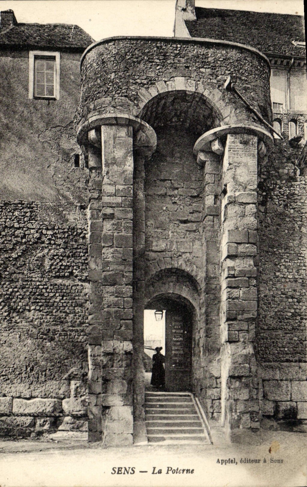 CPA Sens La Poterne