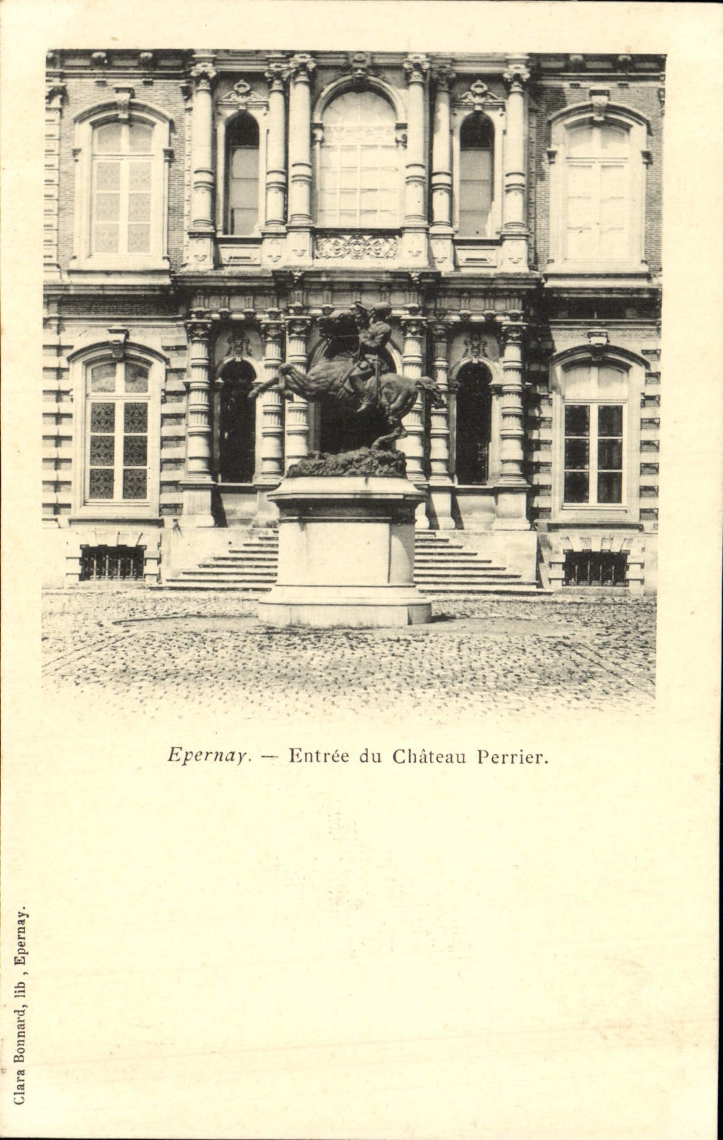 CPA Epernay Entree Du Chateau Perrier