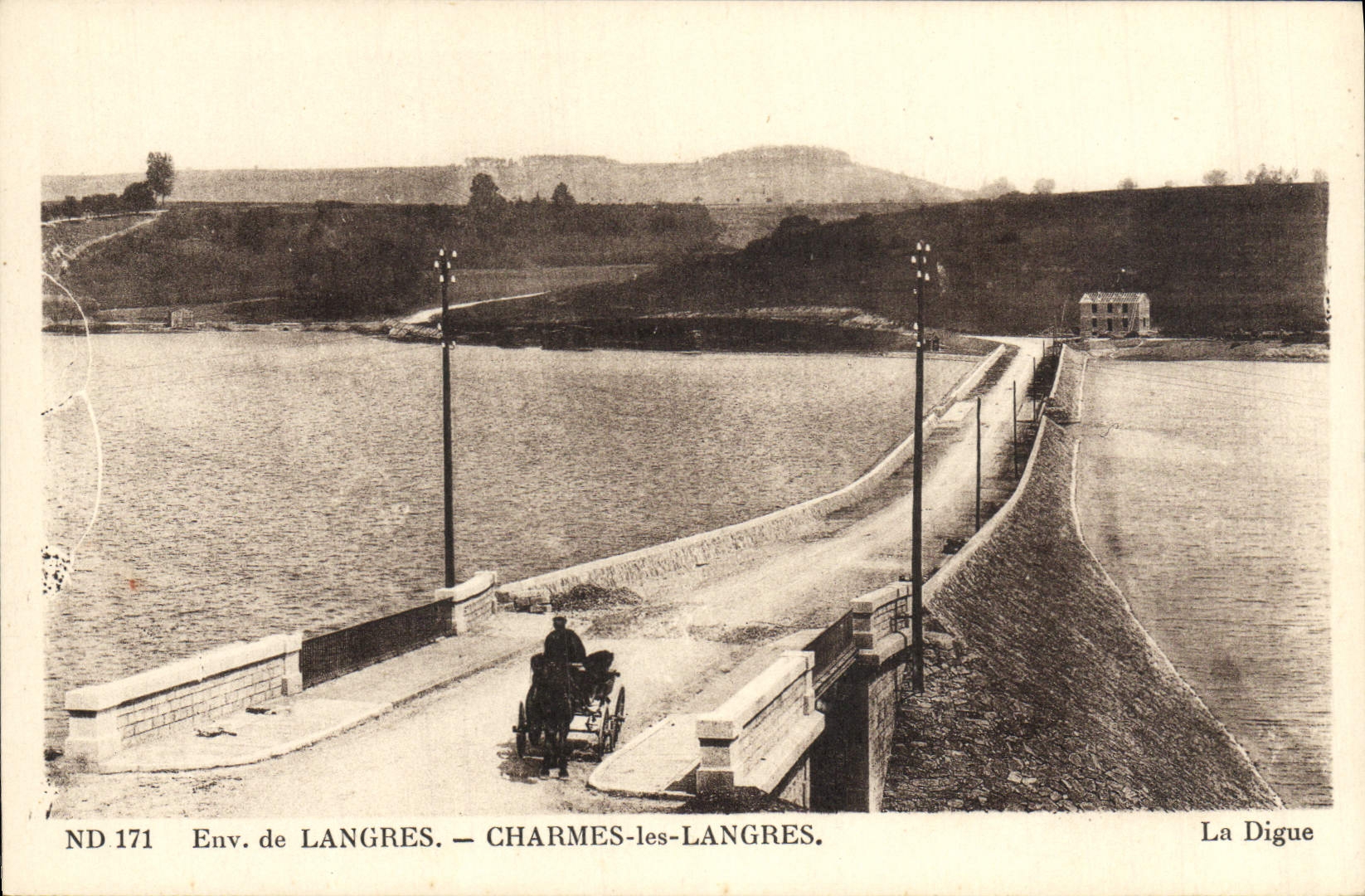 VINTAGE POSTCARD Env De Langres Charms Langres