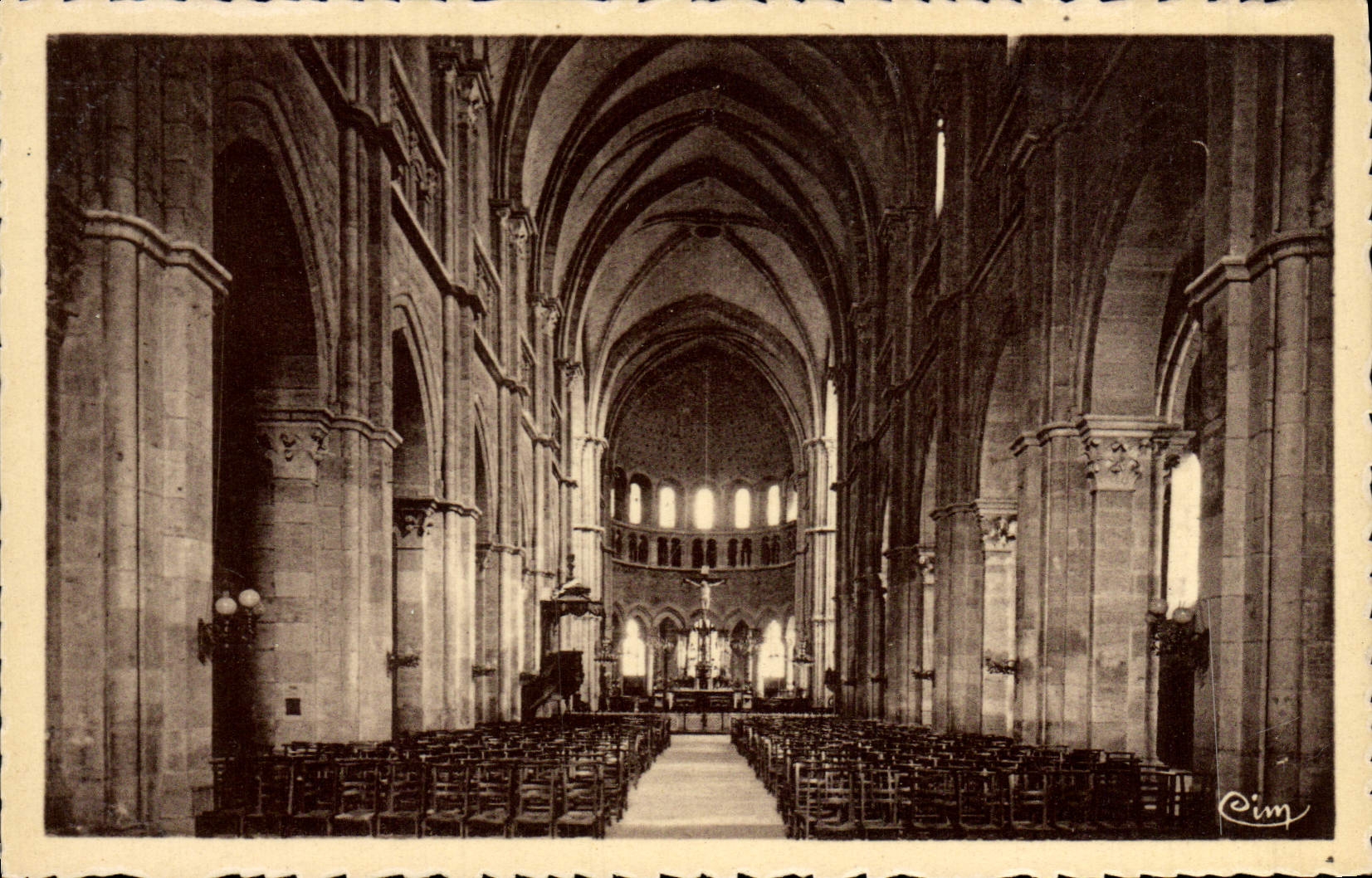 VINTAGE POSTCARD Interior Langres Of the Cathedral