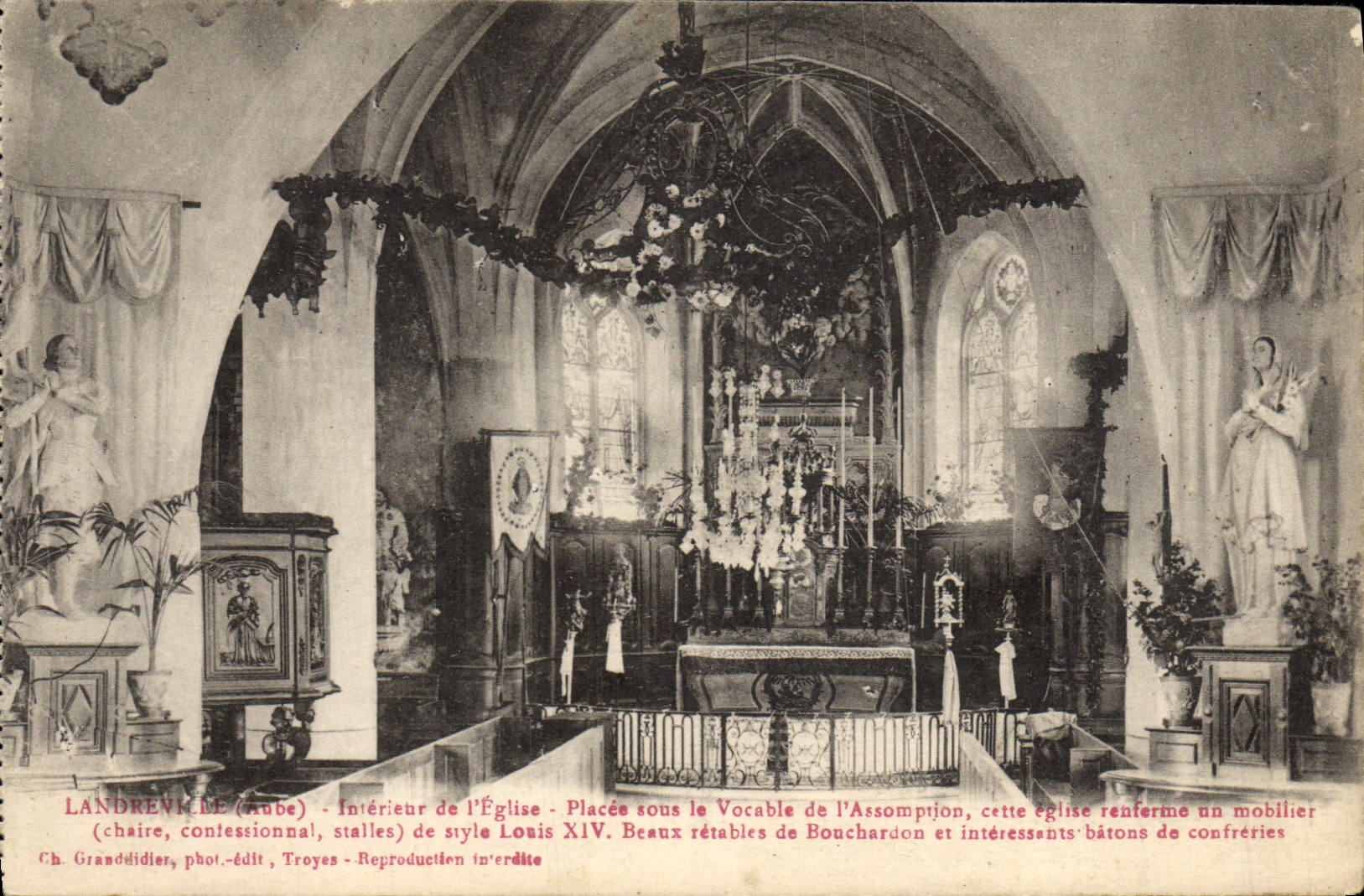 VINTAGE POSTCARD Interior Landreville Of the Church Places Under the Term Of Assomprjon