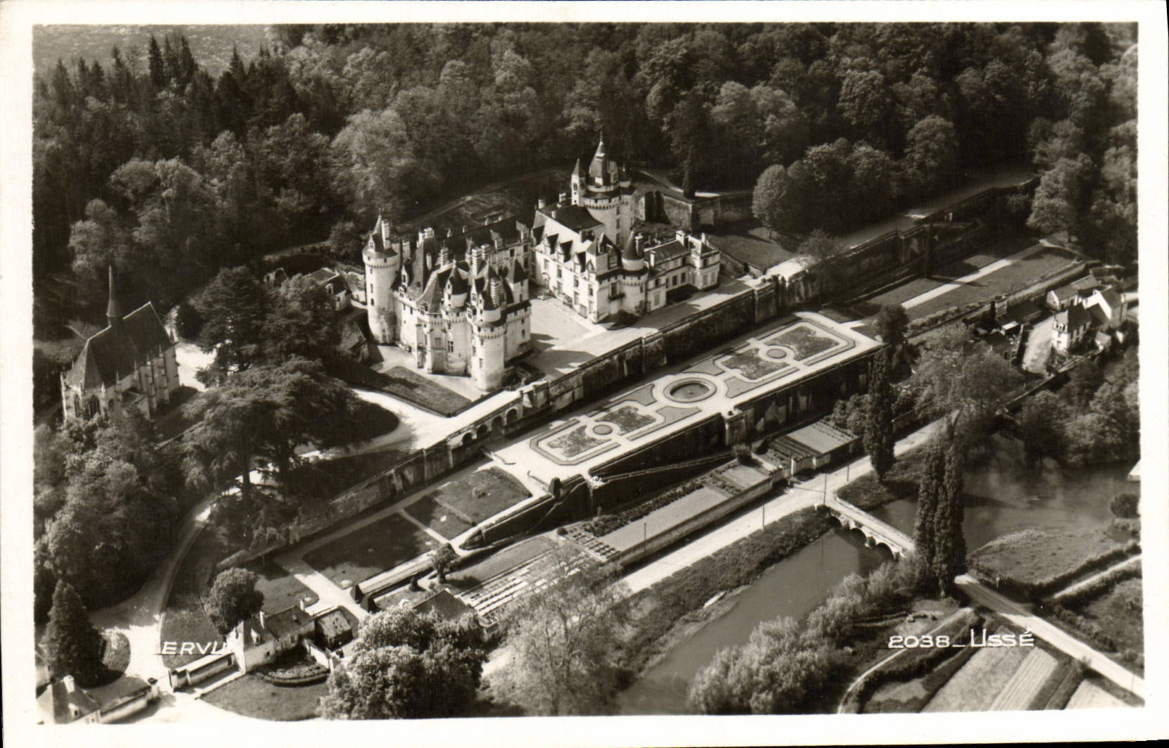 VINTAGE POSTCARD Seen Air Of Worn France