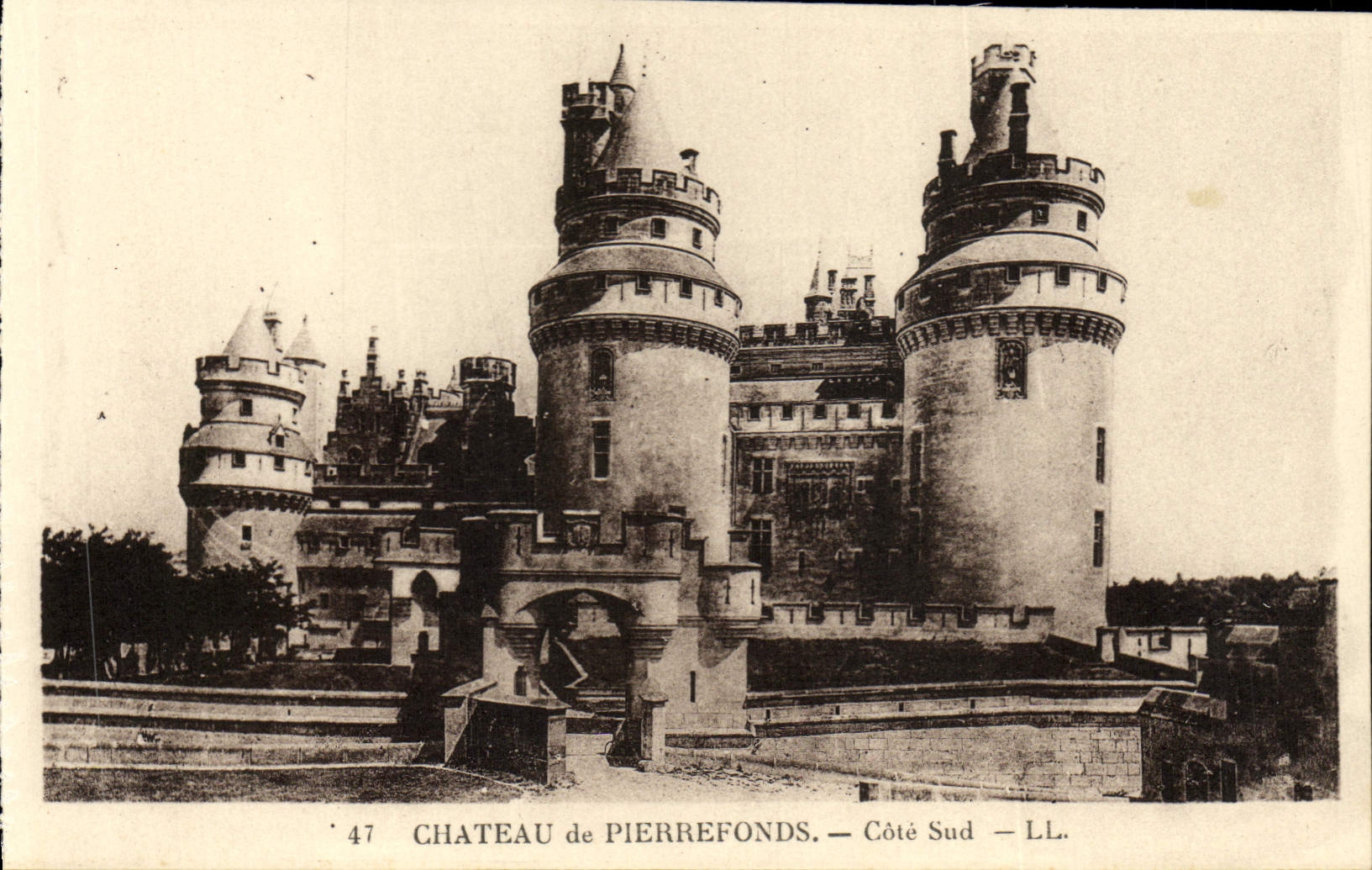 CPA Chateau De Pierrefonds