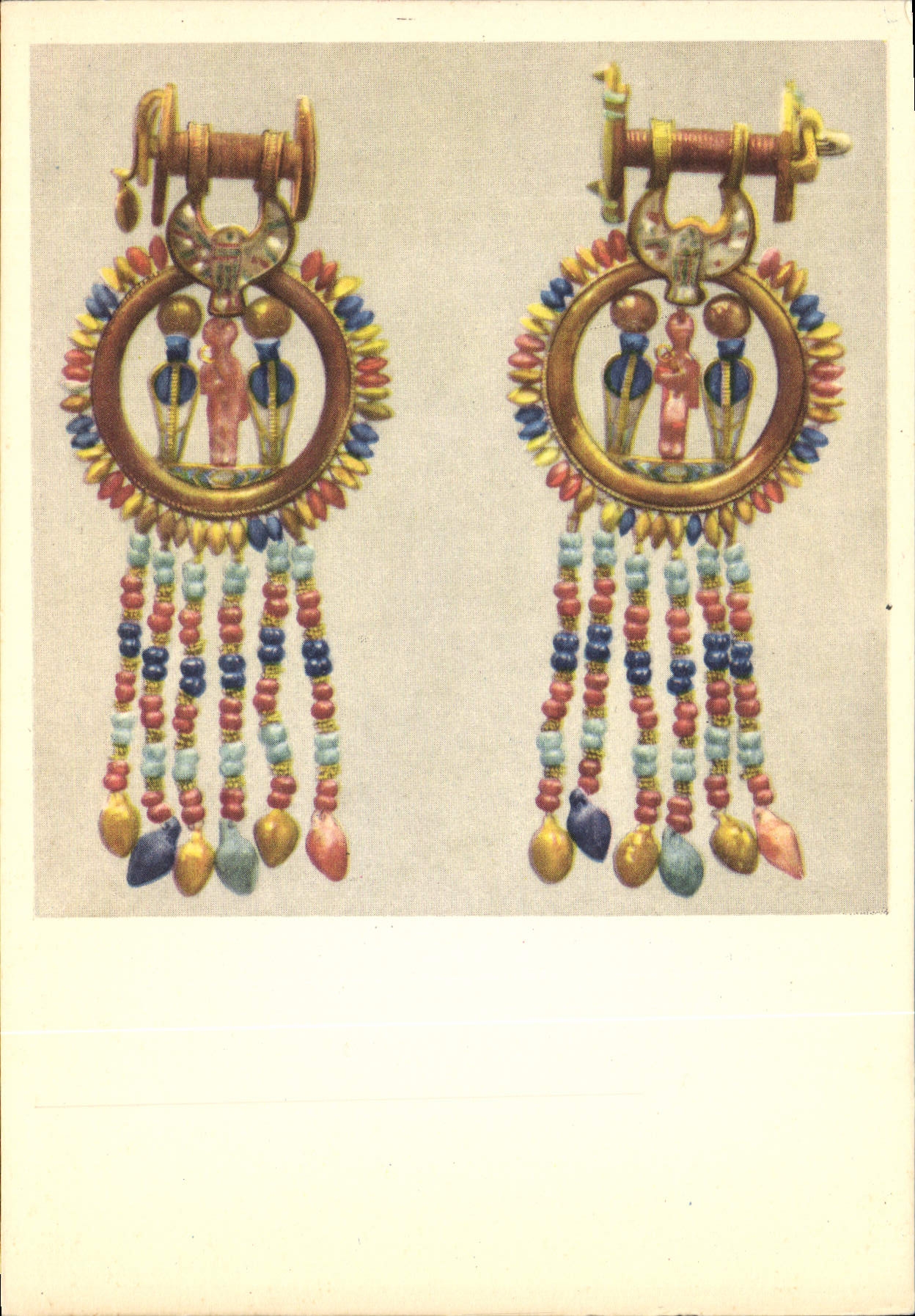 CPA Tut Ank Amen's Treasures Ear Ornaments In The Centre Of A Round Gold Plaque Stands The King Egypte