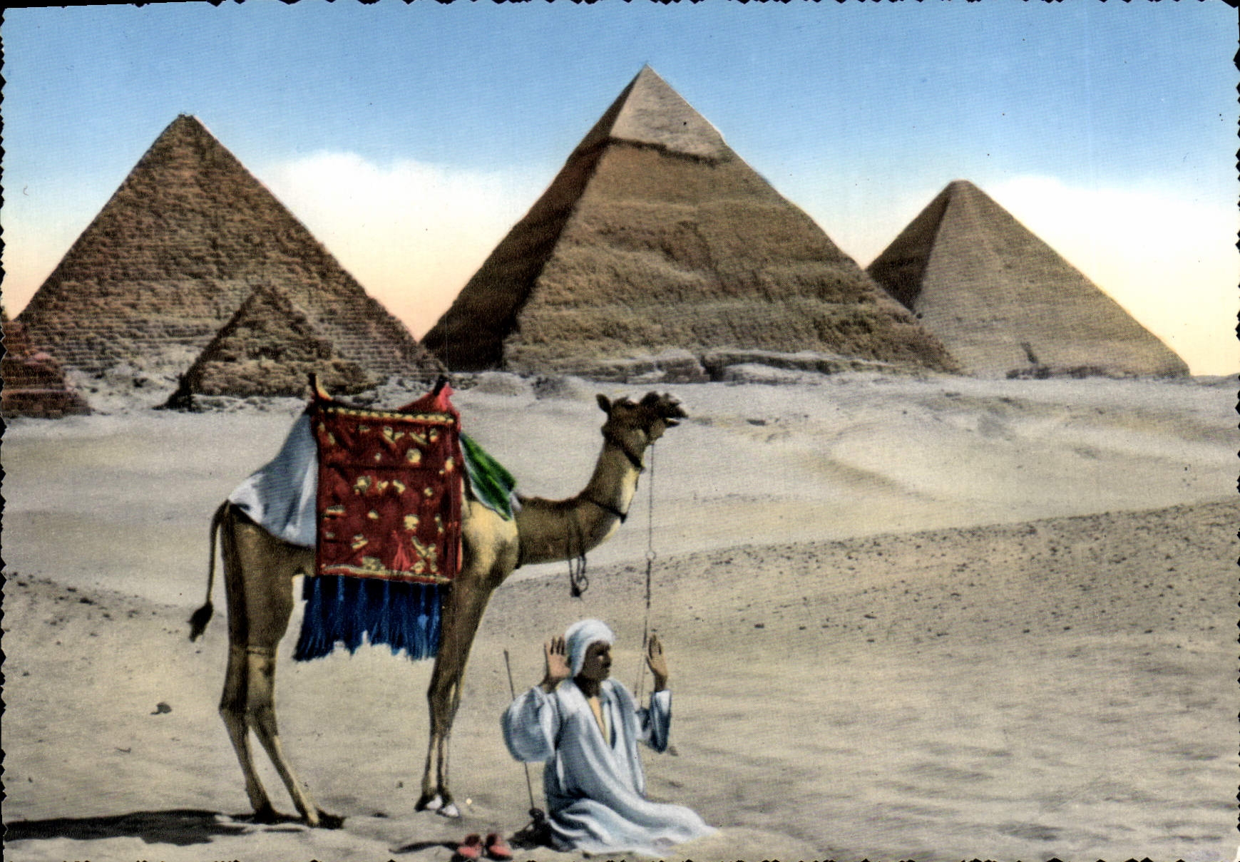 MODERN CARD Praver Near the Pyramids off Giza Egypt