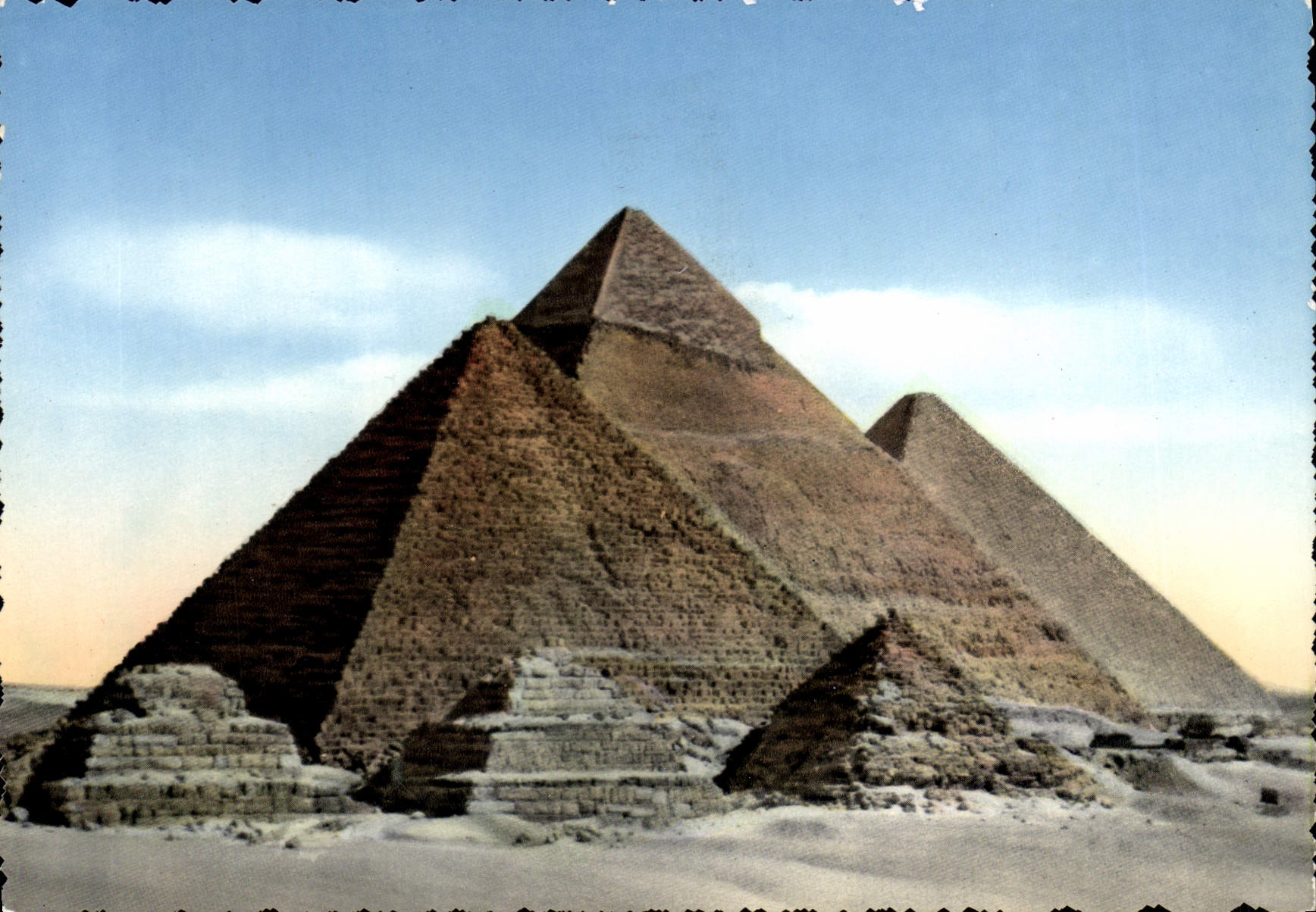 CPM The Pyramids of Giza Egypte