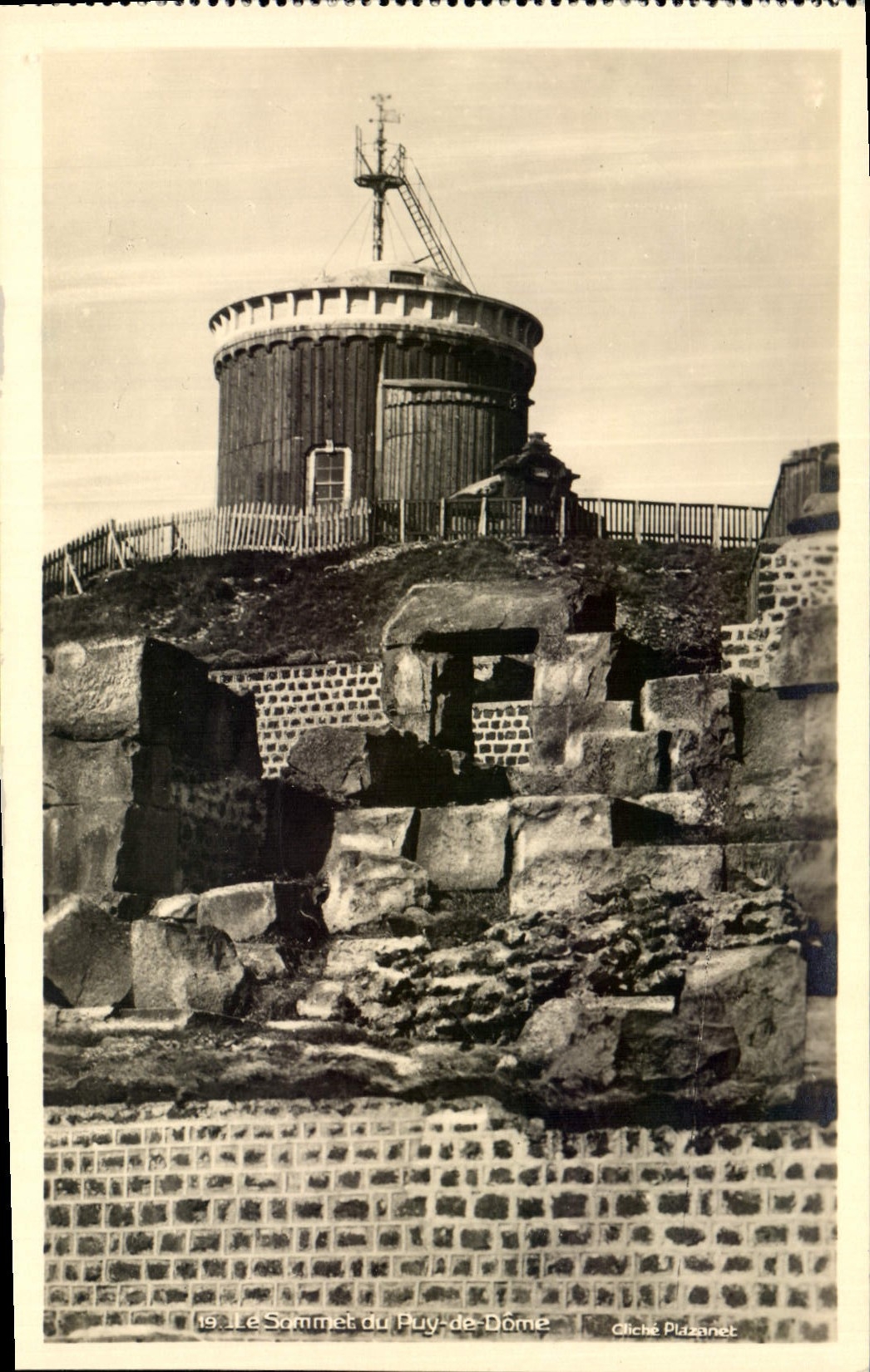 CPA Puy de Dome Smmet Observatoire 