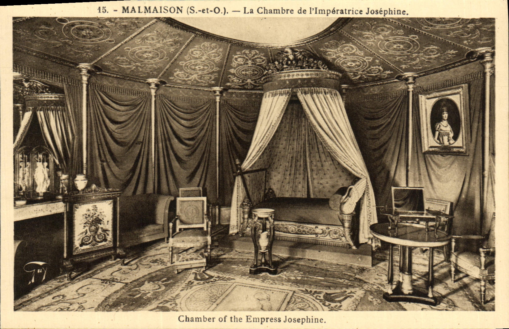 CPA Malmaison La Chambre de l'imperatrice Josephine