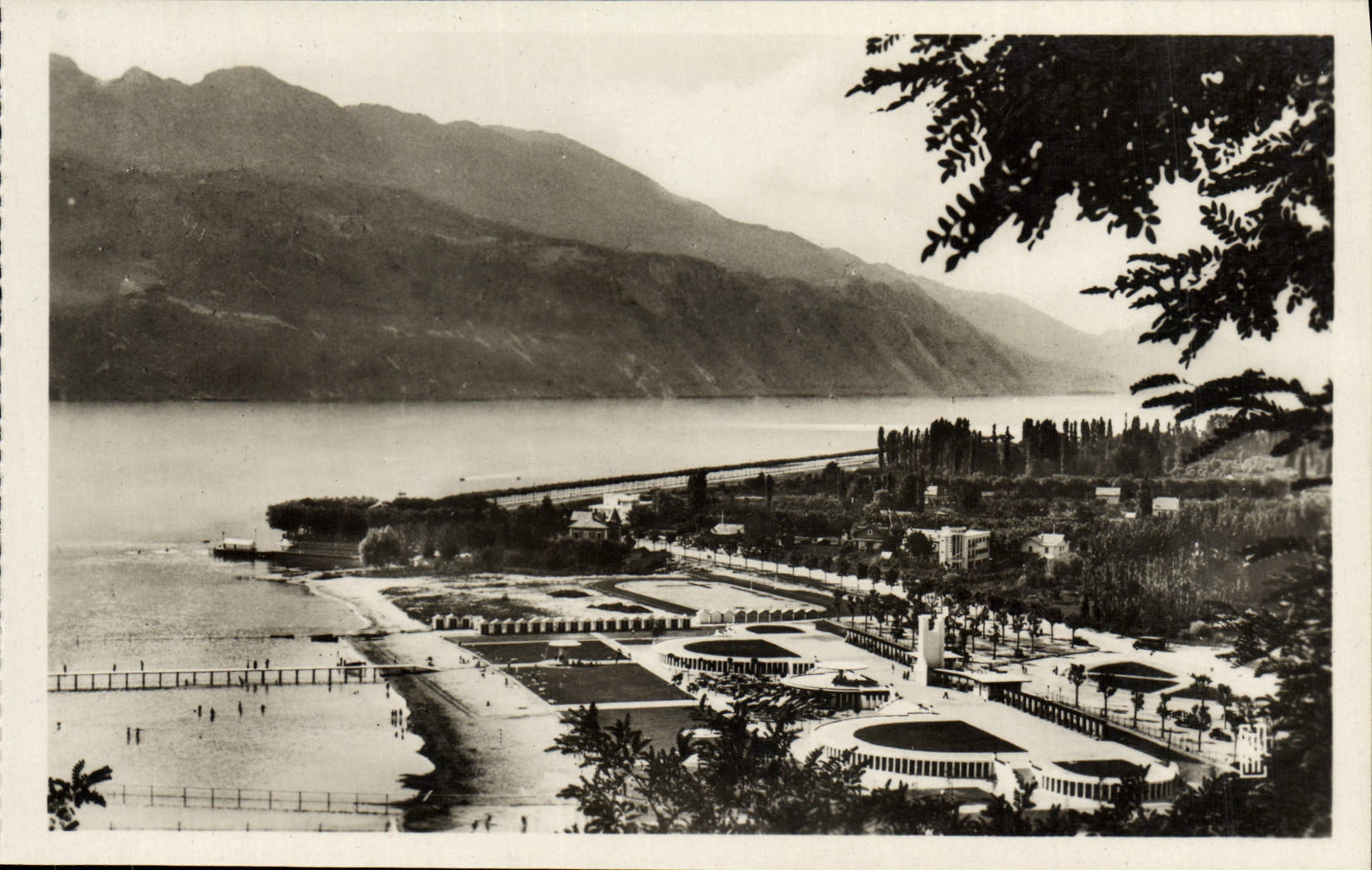VINTAGE POSTCARD Aix Les Bains View of the Beach and the lake of Le Bourget