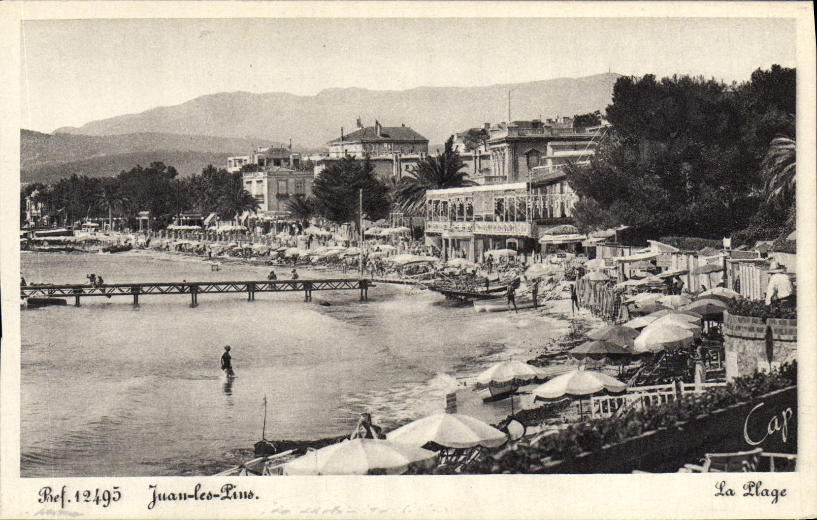 CPA Juan les Pins la plage