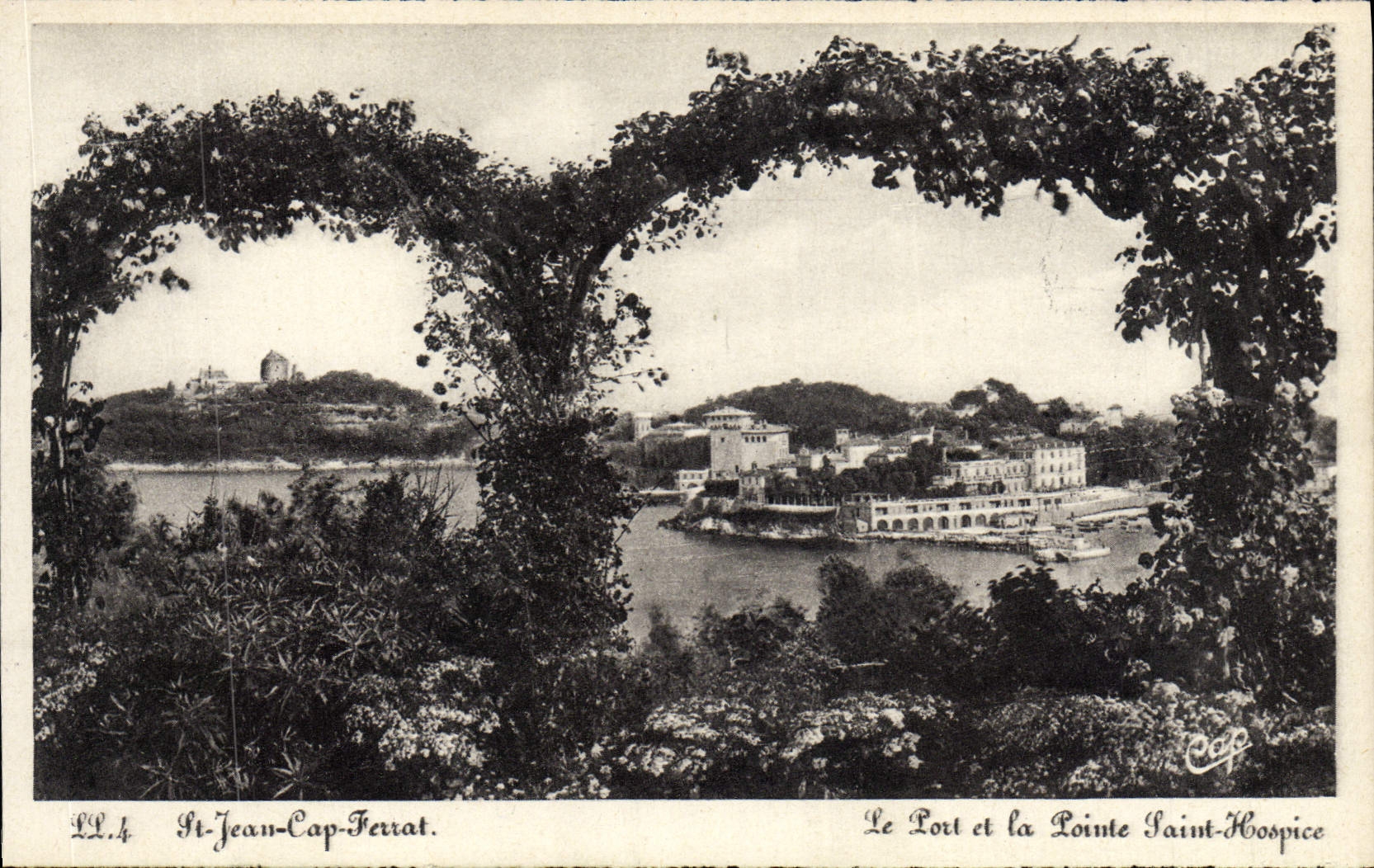 Cabo Ferrat del St Jean de la POSTAL de la VENDIMIA el puerto y el hogar de vieja gente del santo del punto