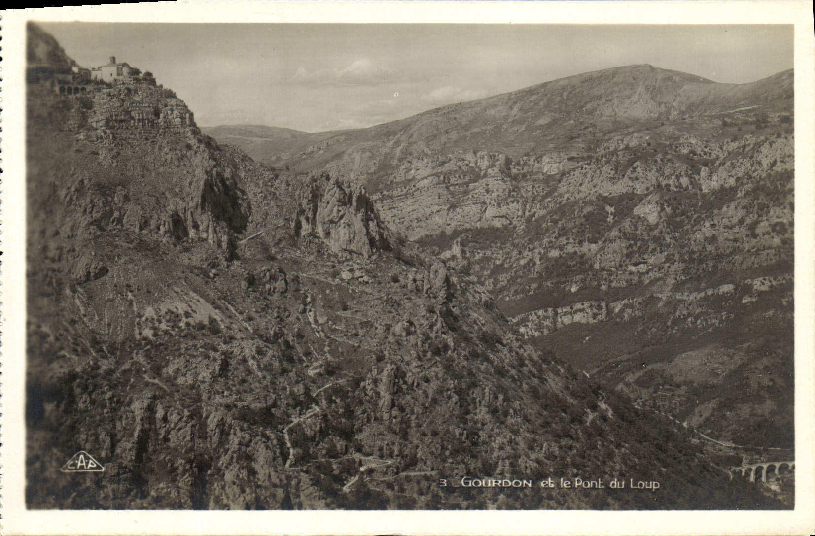 CPA Gourdon et le pont du loup