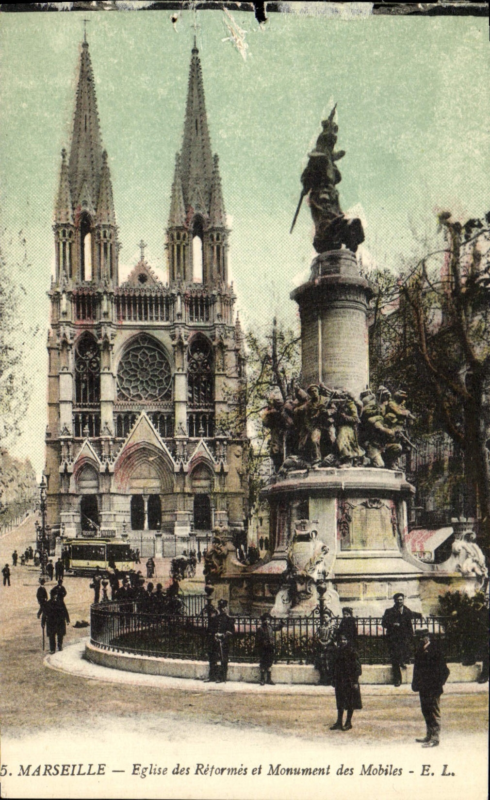 CPA Marseille Eglise Des Retormes et Monument des Mobiles