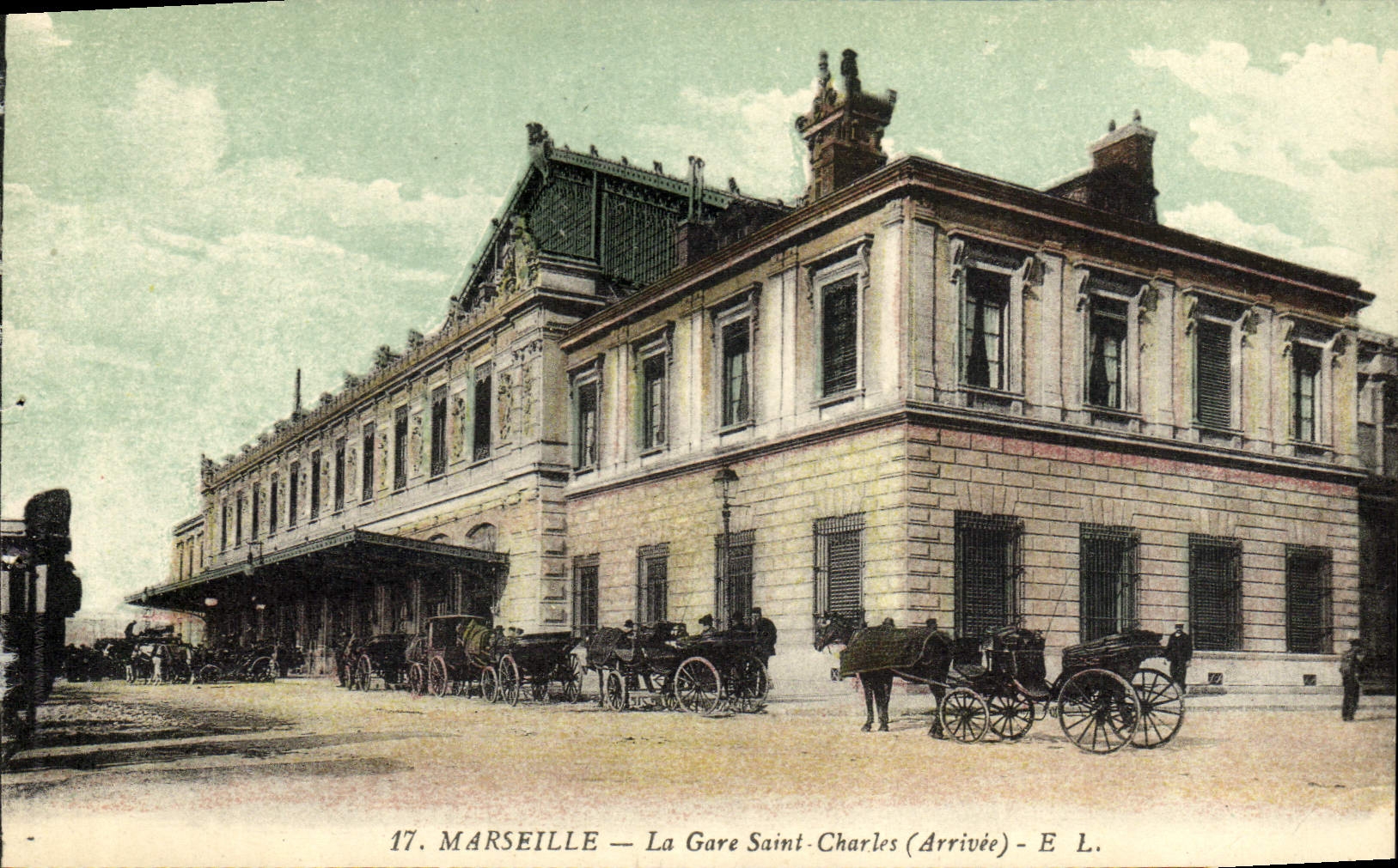CPA Marseille La Gare Saint Charles Arrivee