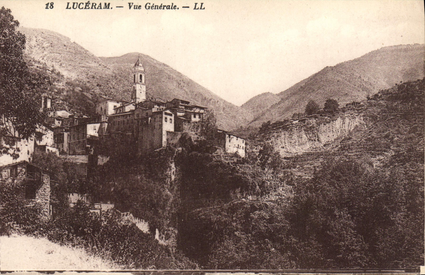 CPA Luceram Vue Generale