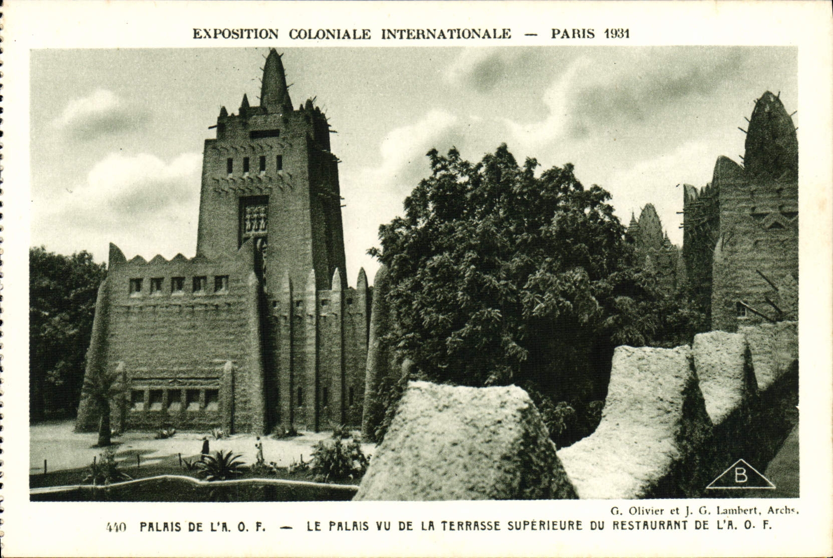 VINTAGE POSTCARD Fair Colonial International Paris 1931 Palates of the Restoring AOF higher Terrace