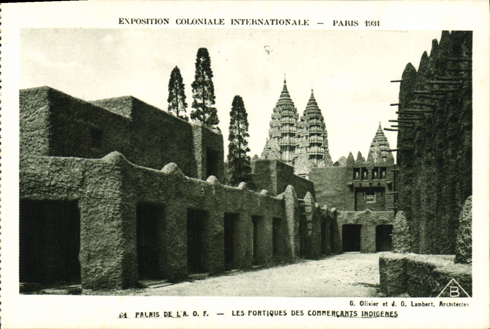 CPA Exposition Coloniale Internationale Paris 1931 Palais de l'AOF Portiques des commercants indigenes