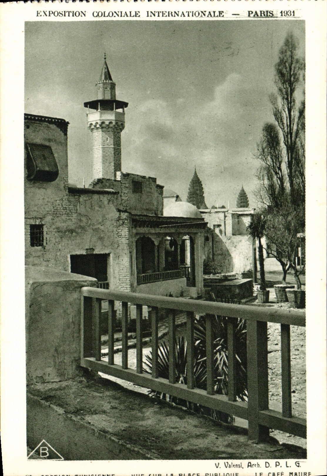 VINTAGE POSTCARD Fair Colonial International Paris 1931 Tunisia the coffee Moor