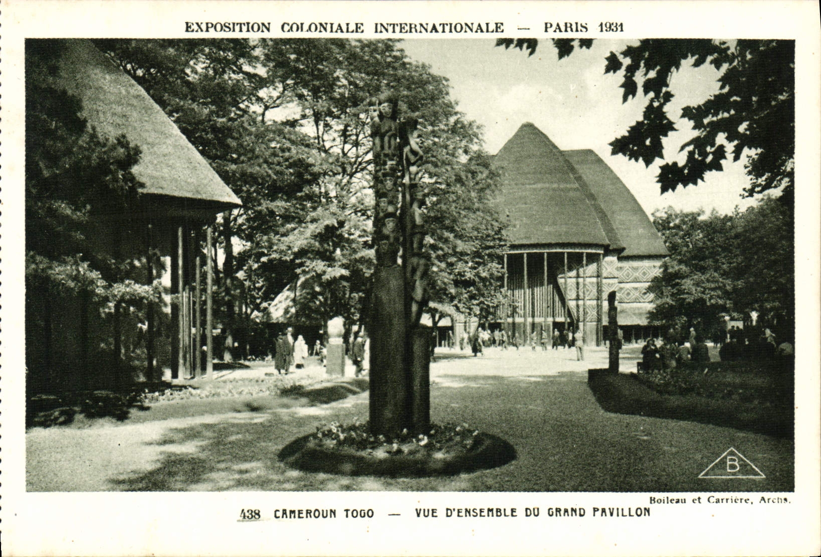 CPA Exposition Coloniale Internationale Paris 1931 Cameroun Togo Vue d'ensemble du grand pavillon