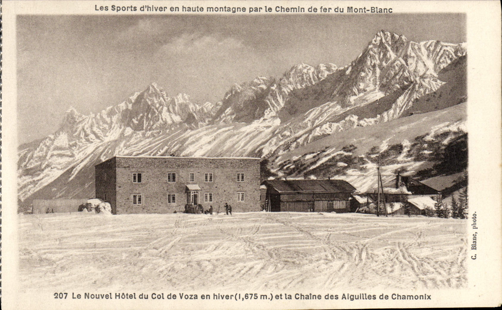 CPA Les Sports d'Hiver Montagne Par le Chemin de Fer du Mont Blanc Le nouvel hotel du col de Voza 