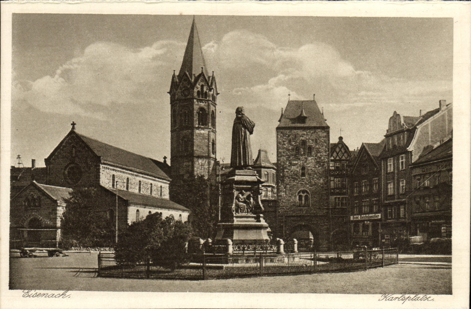 VINTAGE POSTCARD Eisenach Karlsplatze
