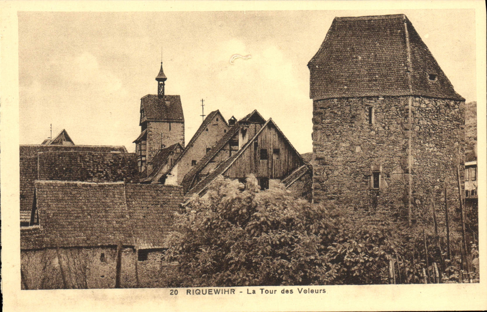 VINTAGE POSTCARD Riquewihr the Tower of the Robbers