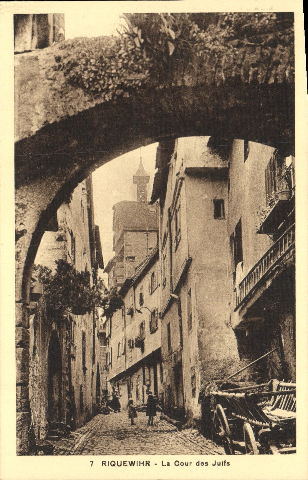 VINTAGE POSTCARD Riquewihr Court of the Jews Judaica Jew