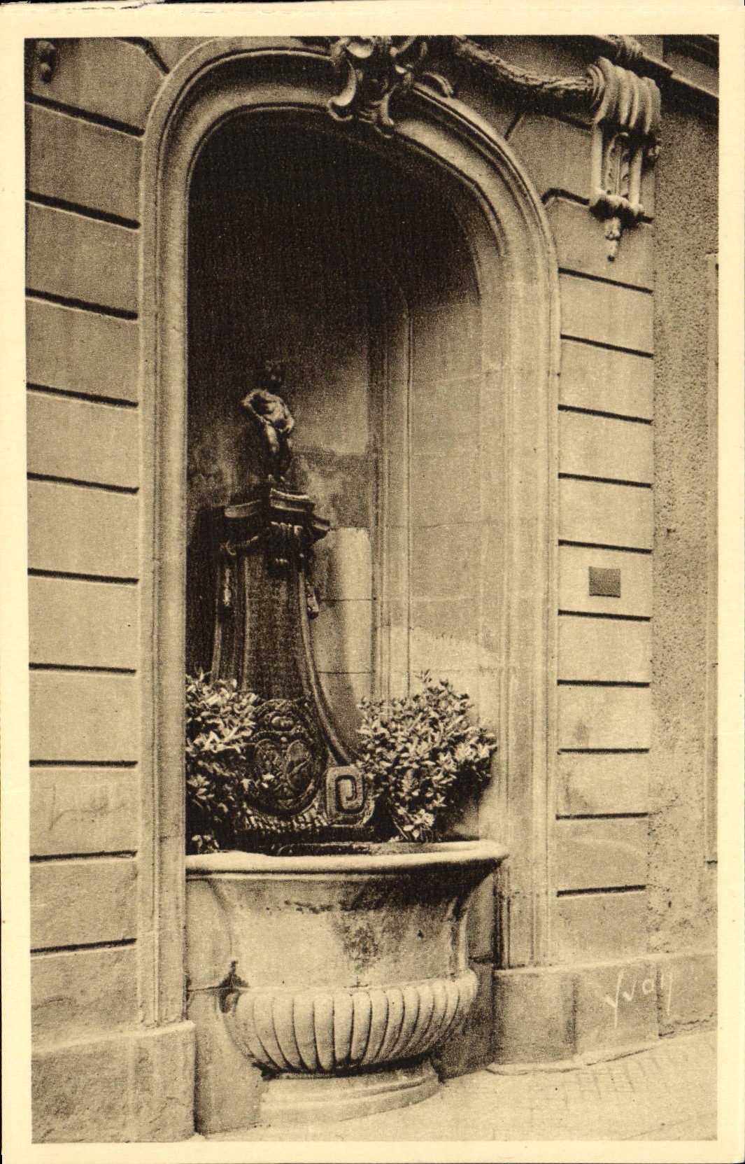 VINTAGE POSTCARD Manneken Colmar Worse