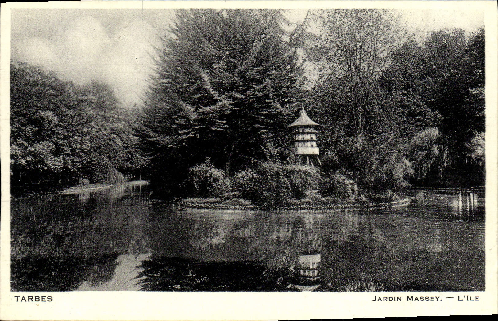 VINTAGE POSTCARD Tarbes Massey Garden the island