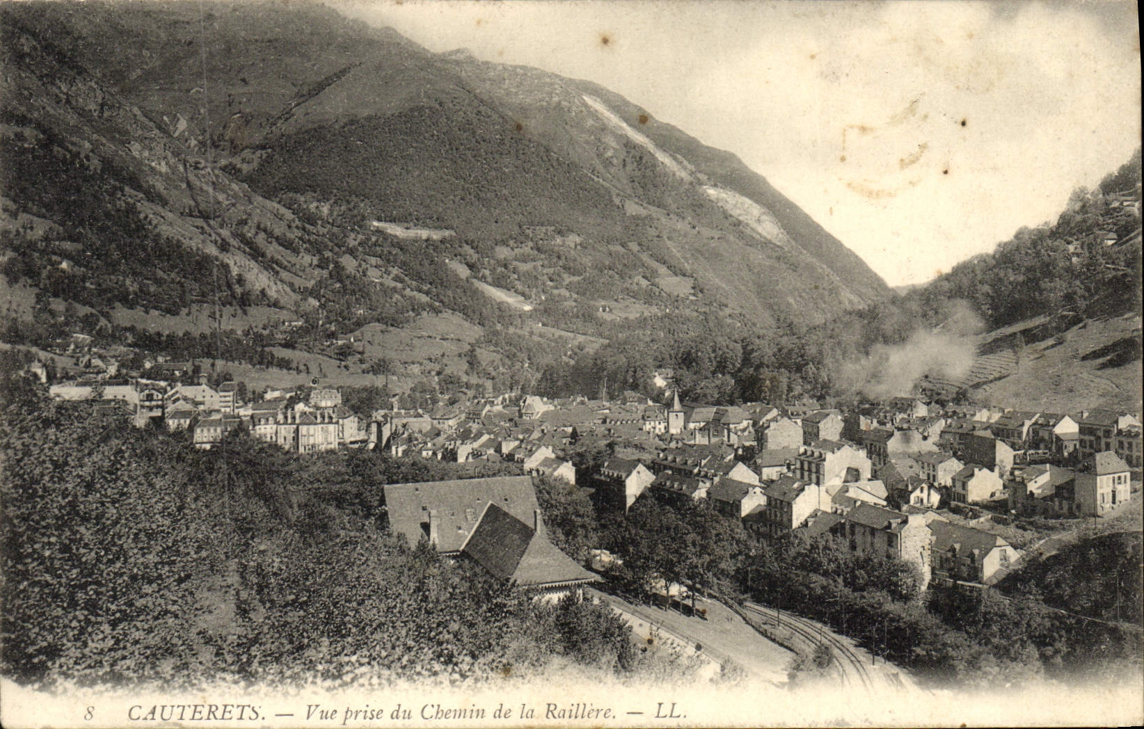 VINTAGE POSTCARD Cauterets Seen from of the Way of Raillere