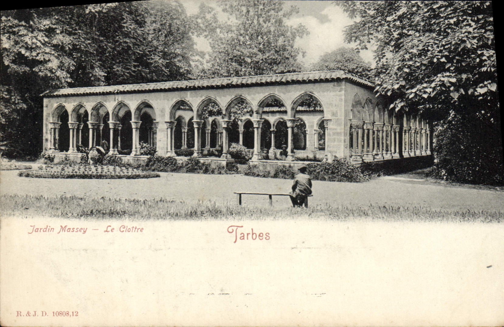 CPA Tarbes Jardin Massey Le Cloitre