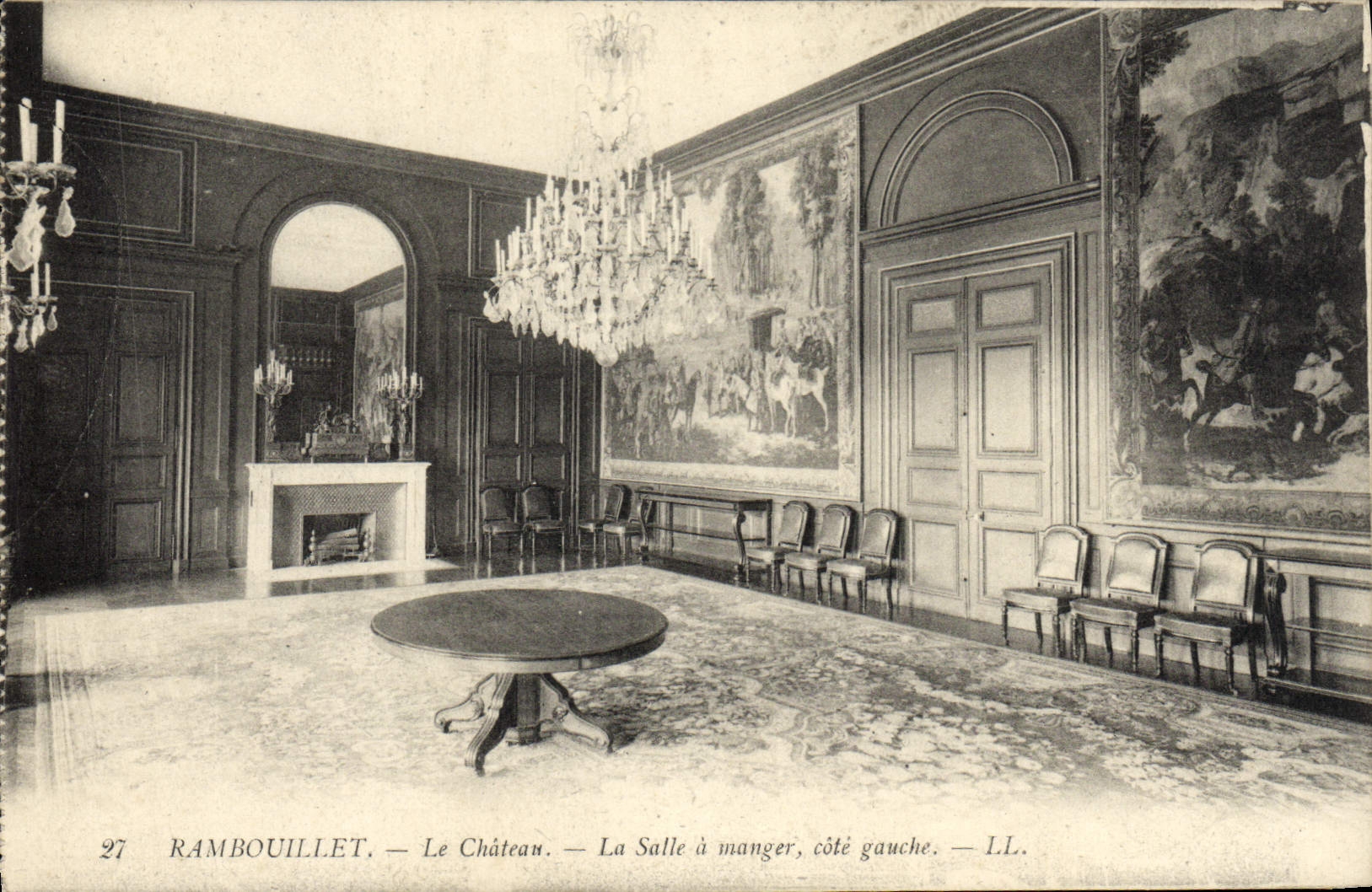 CPA Rambouillet Le Chateau La Salle A Manger Cote Gauche