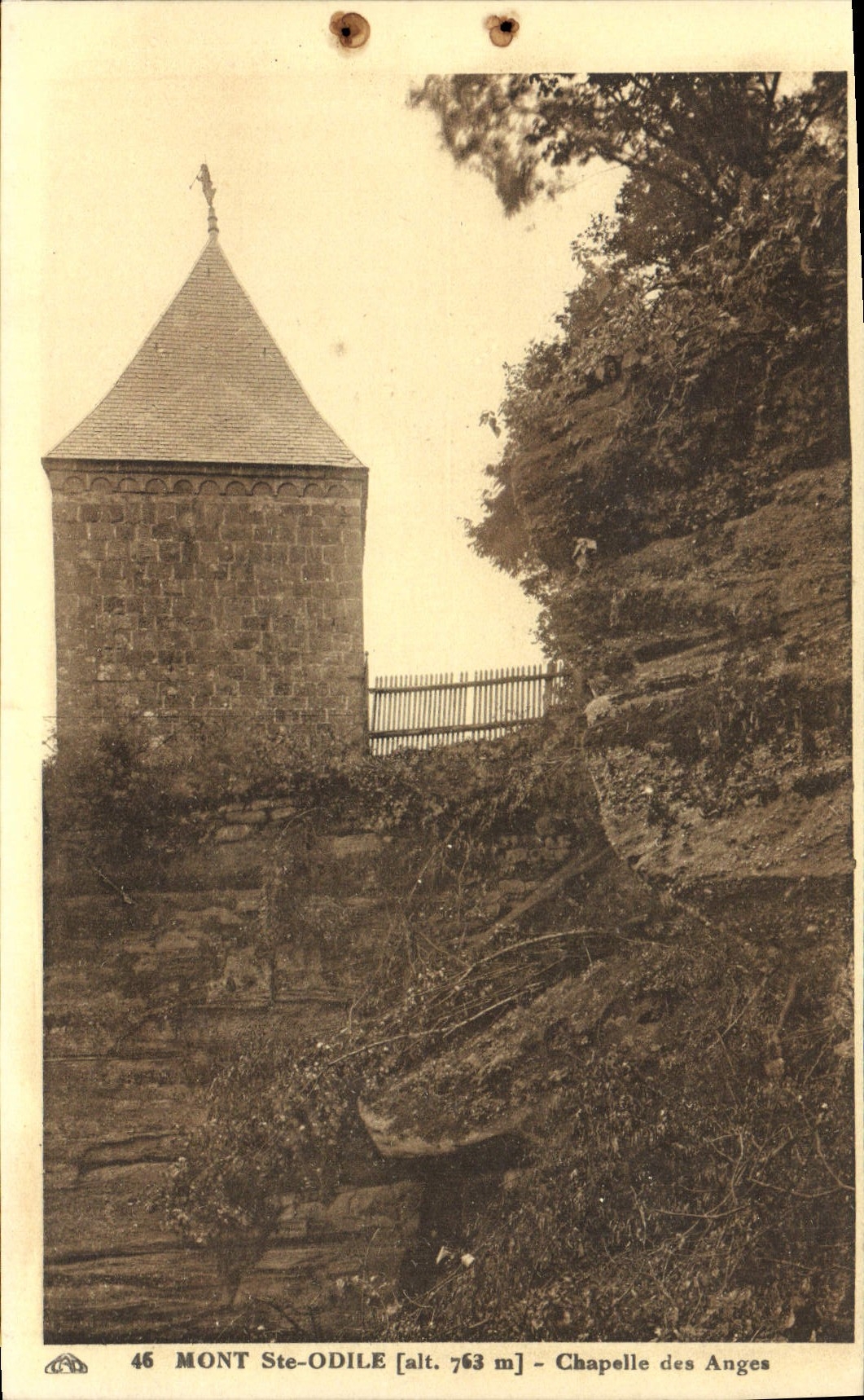Montaje co de la POSTAL de la VENDIMIA. Cámara acorazada de Odile de los ángeles