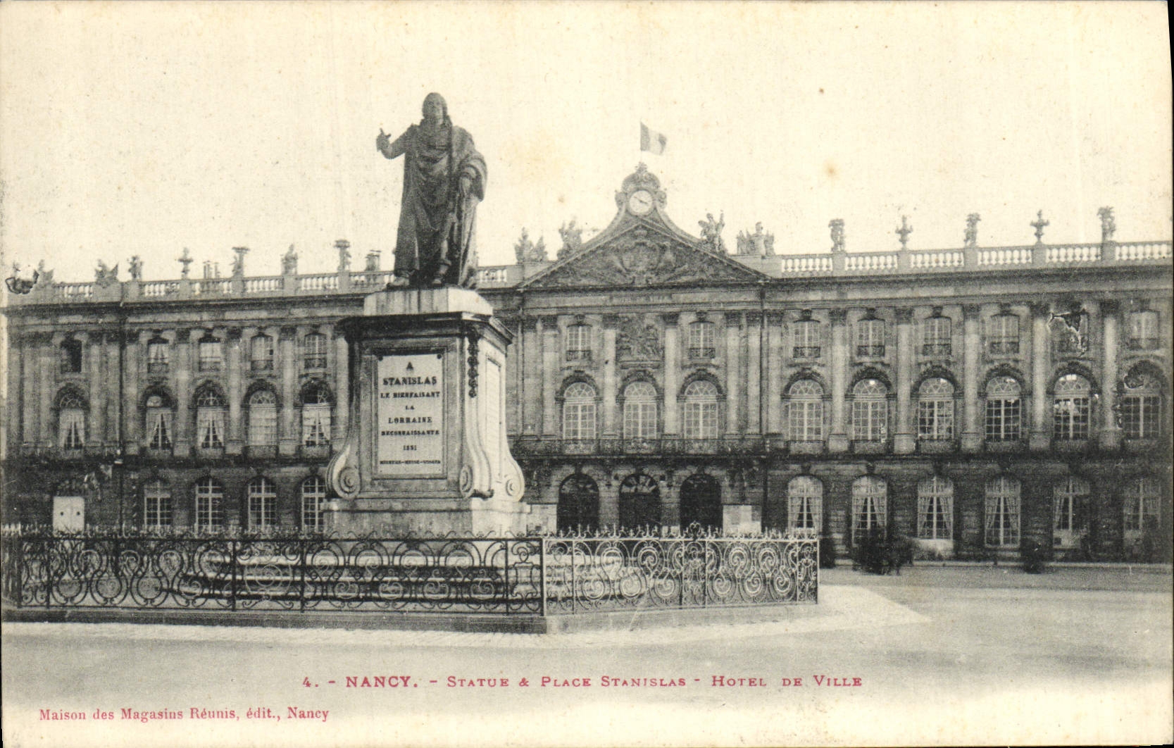 CPA Nancy Statue & Place Stanislas Hotel De Ville