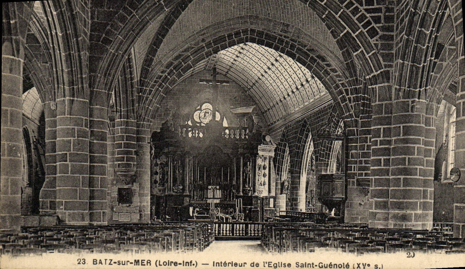 VINTAGE POSTCARD Batz On Inland sea Of the Church Guenole Saint