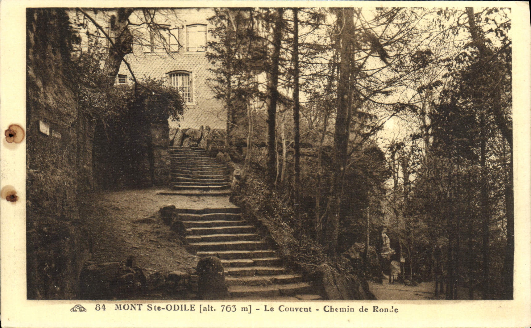 Montaje co de la POSTAL de la VENDIMIA. Odile la manera cubierta del convento