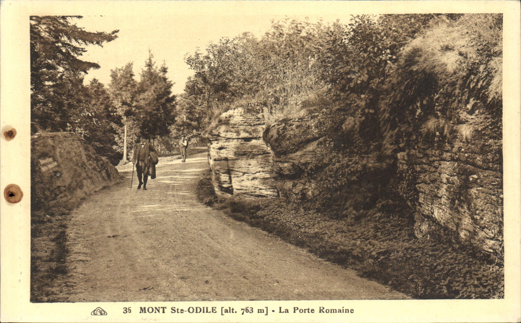 CPA Mont Ste Odile La Porte Romaine