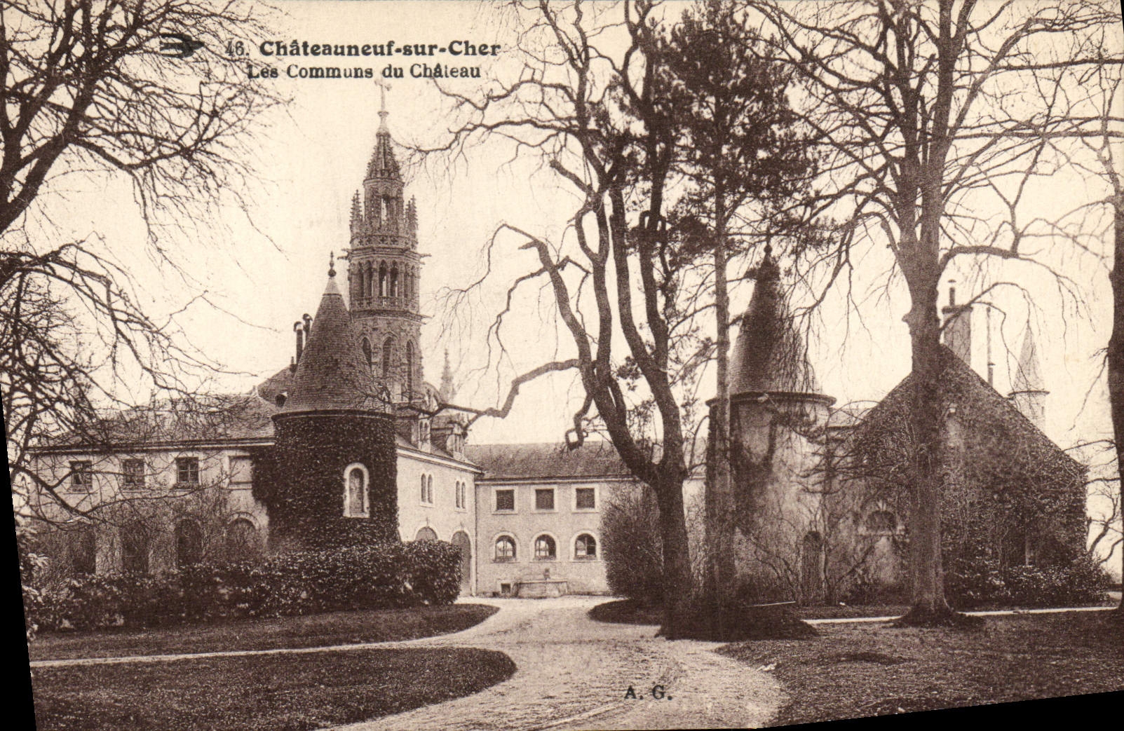 VINTAGE POSTCARD Chateauneuf On Dear Communs Of the Castle